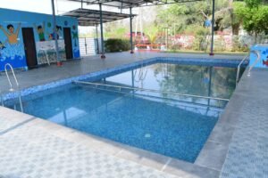 SUGUNDA MEADOWS VENTURE PICS